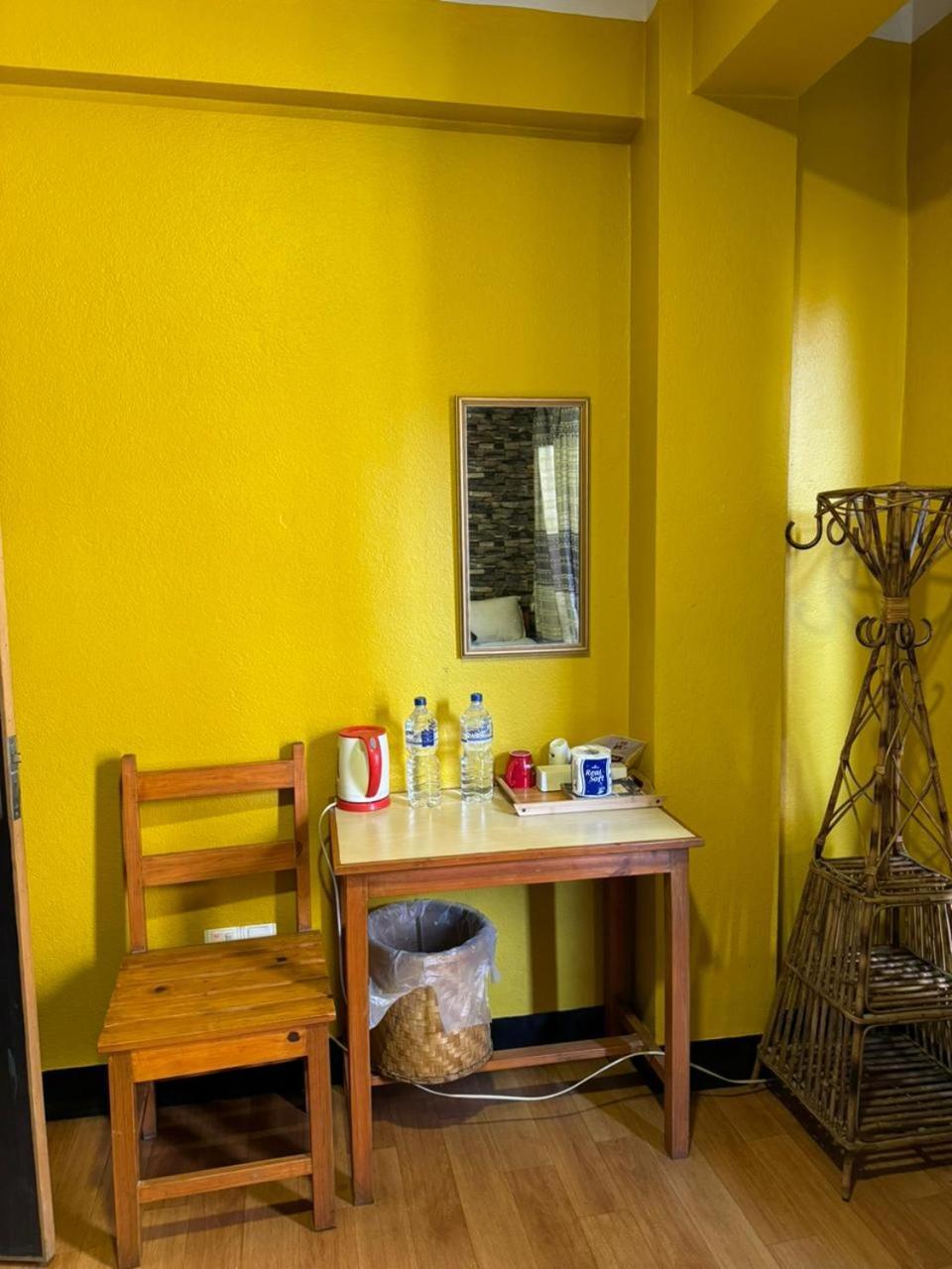 Looniva Guest House Lalitpur Zimmer foto
