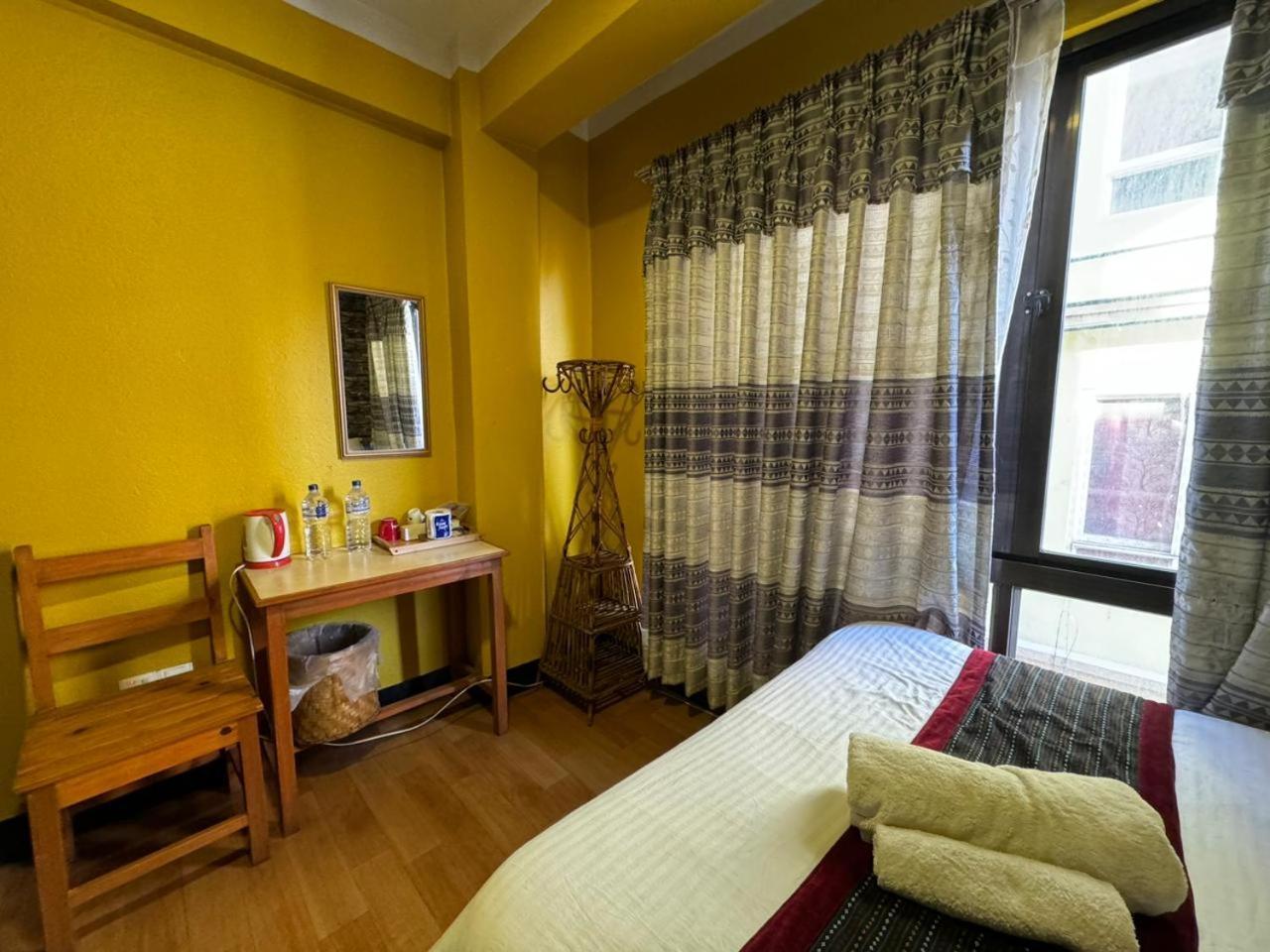 Looniva Guest House Lalitpur Zimmer foto