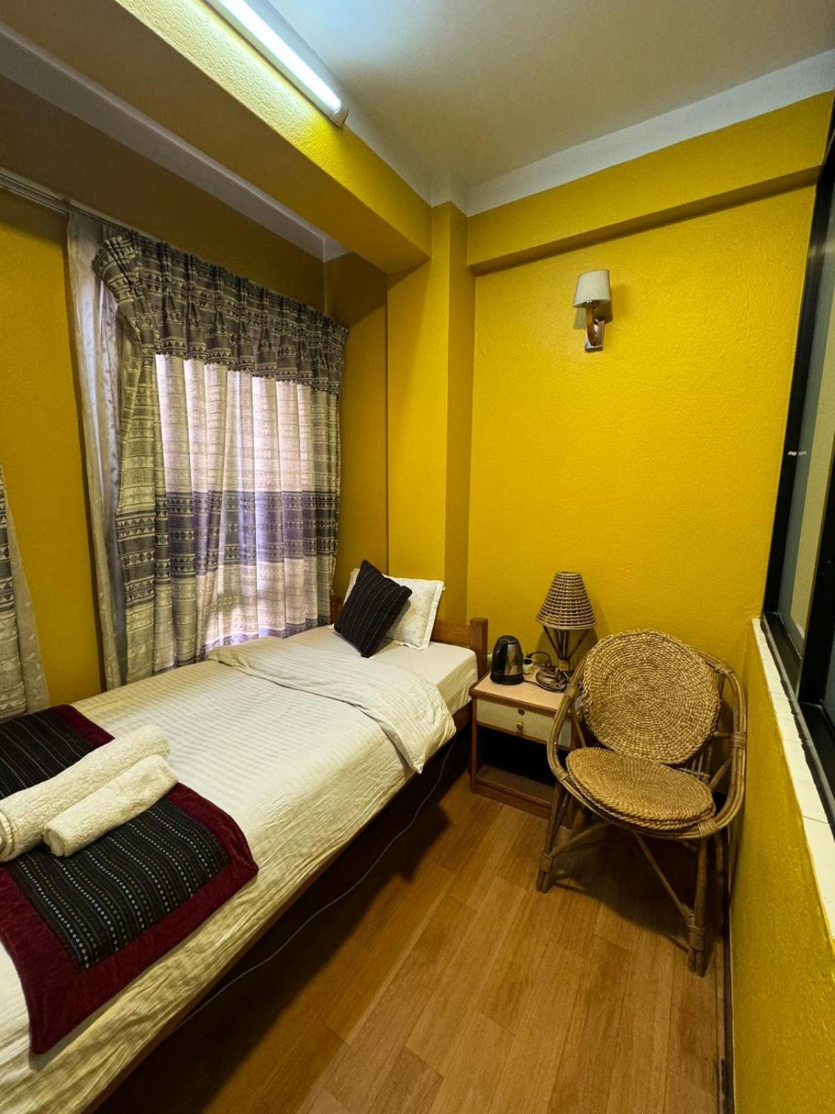 Looniva Guest House Lalitpur Zimmer foto
